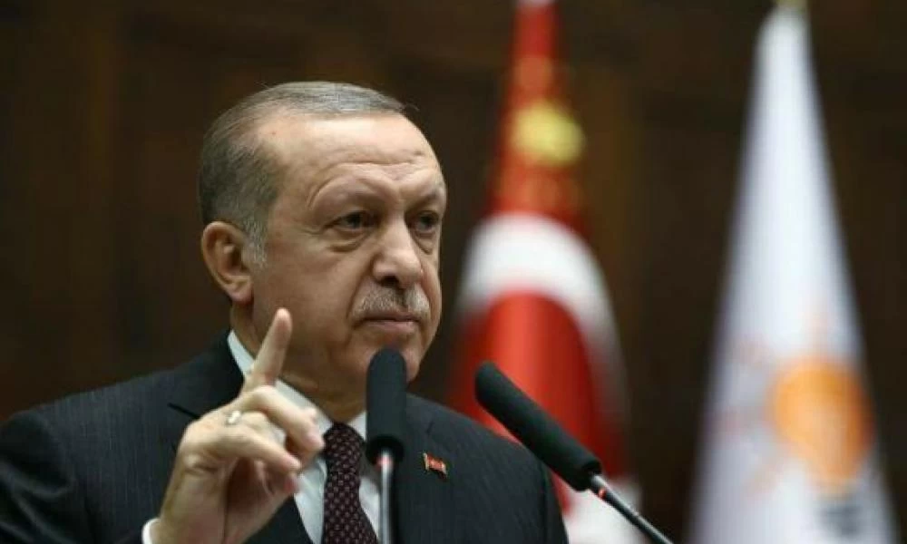 Τουρκία: Ο Ερντογάν "φιμώνει" τα τουρκικά ΜΜΕ